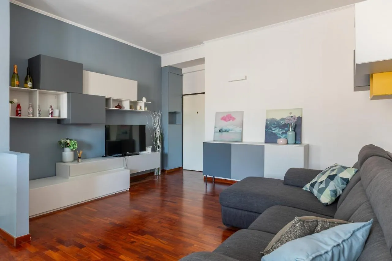 Modern Petroleum Apartment By Wonderful Italy Bologna 0*,  Italy
