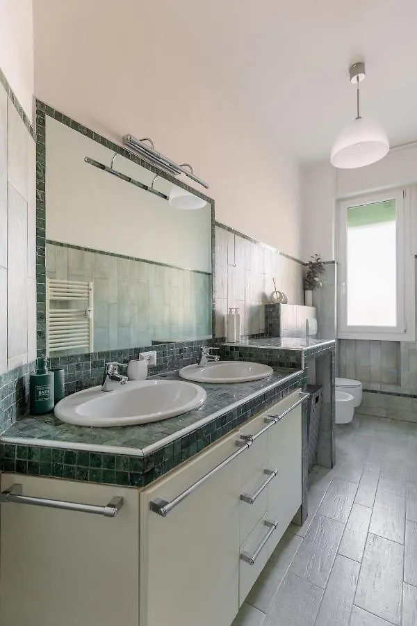 Modern Petroleum Apartment By Wonderful Italy Bologna 0*,