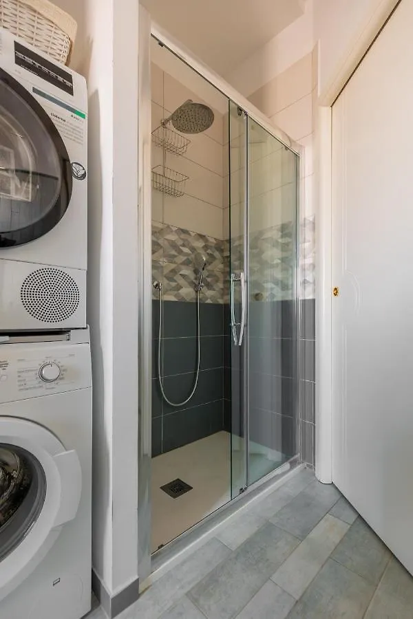 Modern Petroleum Apartment By Wonderful Italy Bologna 0*,  Italy