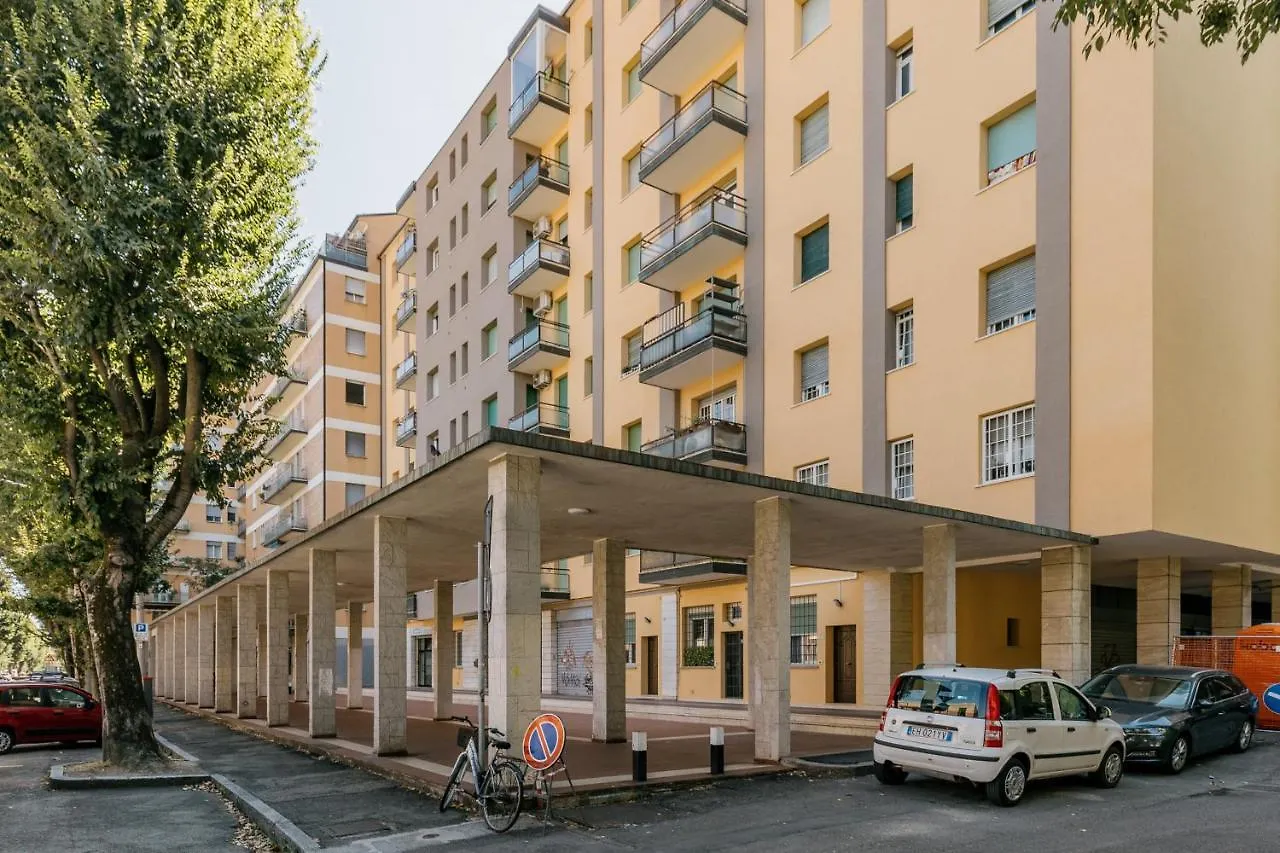 Modern Petroleum Apartment By Wonderful Italy Bologna 0*,